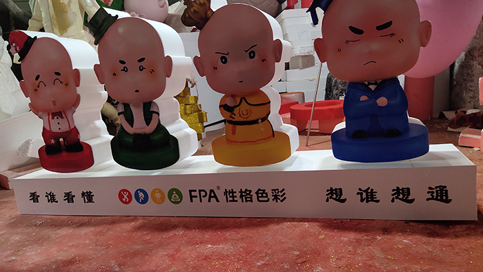 成都卡通泡沫雕塑廣告制作